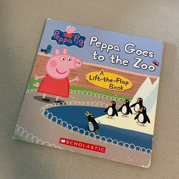 Peppa Pig Board Book Bundle - Picture 7 of 8